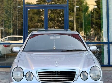 Mercedes E 280 2000