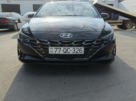 Hyundai Elantra 2022