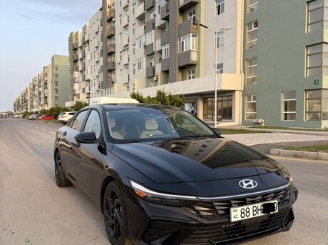 Hyundai Elantra 2025