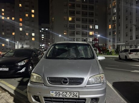 Opel Zafira 2004