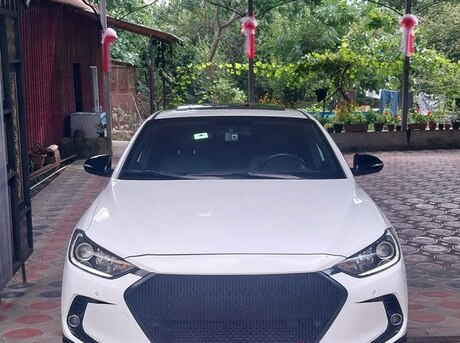 Hyundai Avante 2016