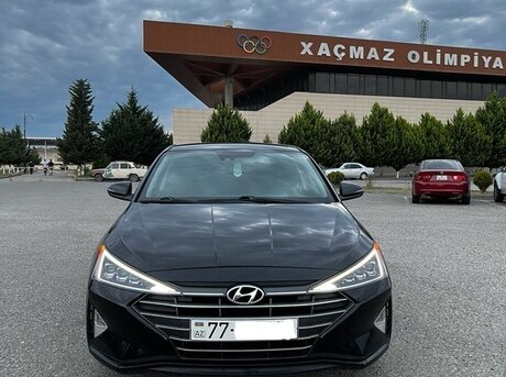 Hyundai Elantra 2019