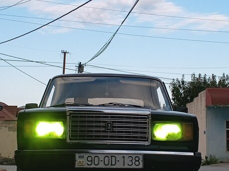 LADA (VAZ) 2107 2000