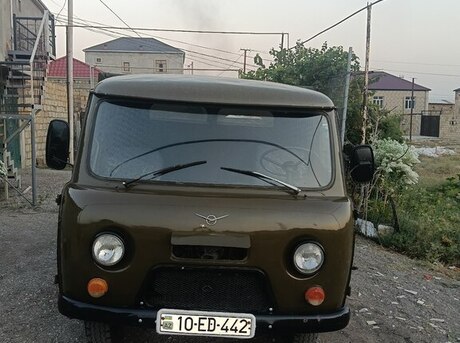 UAZ 3303 1990
