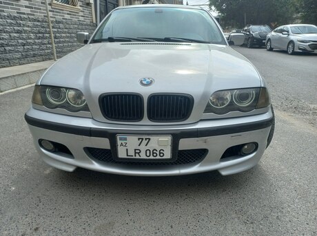BMW 325 2000