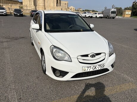 Hyundai Verna 2010