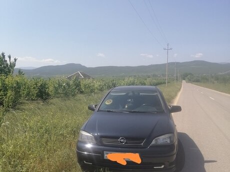 Opel Astra 2002
