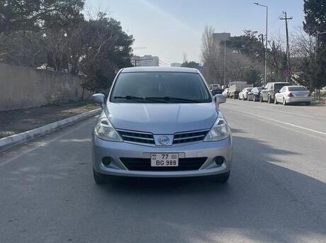Nissan Tiida 2012