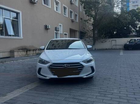 Hyundai Elantra 2017