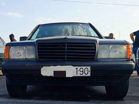 Mercedes 190 1990