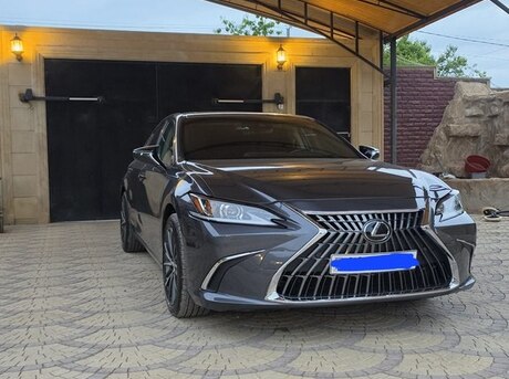 Lexus ES 300h 2024