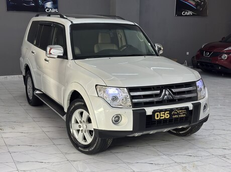 Mitsubishi Pajero 2008
