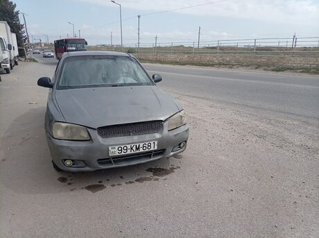 Hyundai Accent 2002