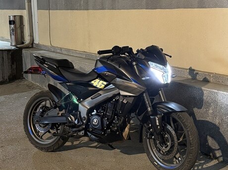Bajaj Pulsar NS 200 2026