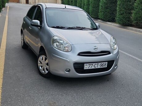 Nissan March 2012