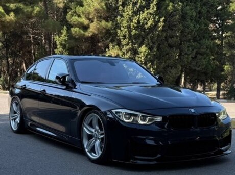 BMW 330 2015