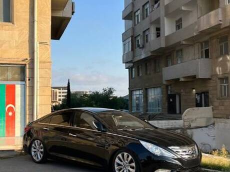 Hyundai Sonata 2010
