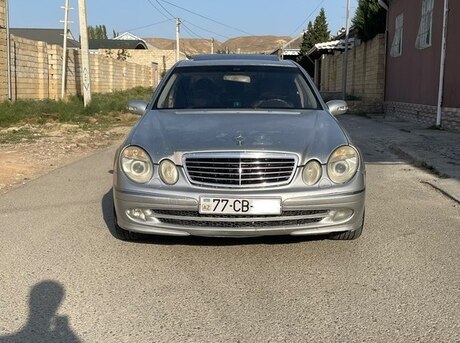 Mercedes E 270 2002