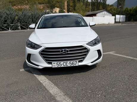 Hyundai Elantra 2018