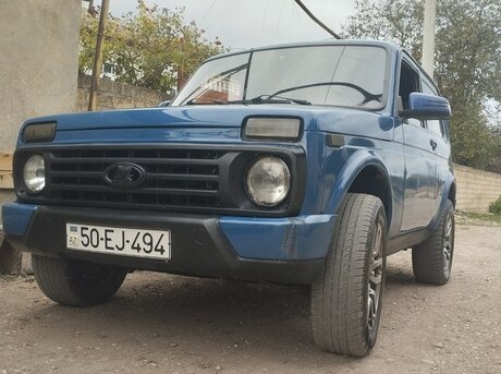 LADA (VAZ) Niva 2001