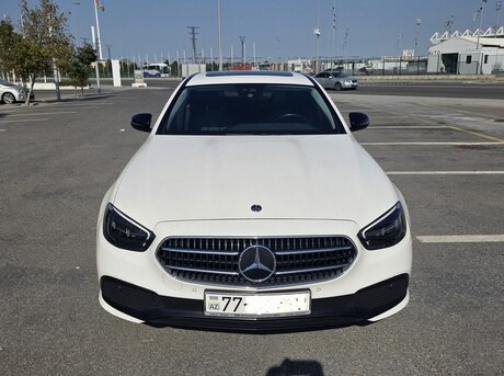 Mercedes E 300 e 2021