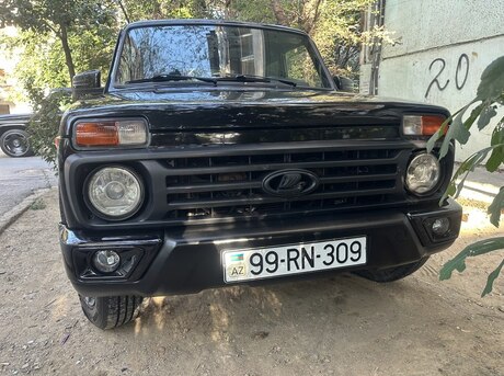LADA (VAZ) Niva 2015