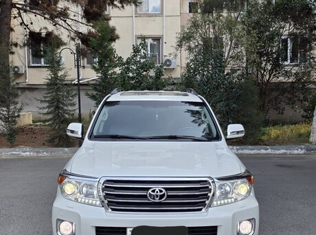 Toyota Land Cruiser 2013