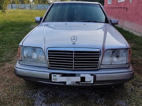 Mercedes E 220 1994