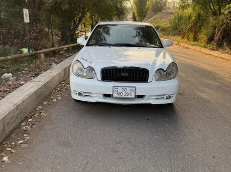 Hyundai Sonata 2004