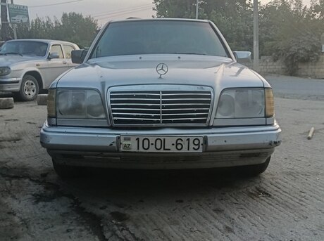 Mercedes 220 E 1993