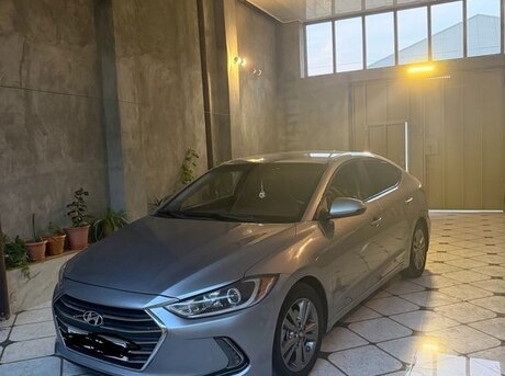 Hyundai Elantra 2017