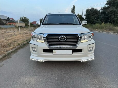 Toyota Land Cruiser 2013