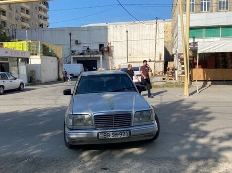 Mercedes E 220 1994