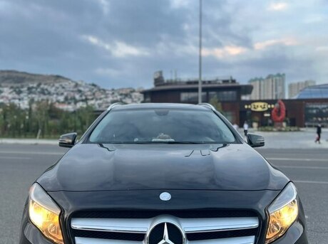 Mercedes GLA 250 4MATIC 2015