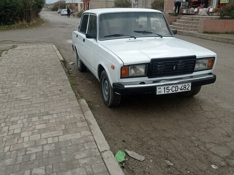 LADA (VAZ) 2107 2001