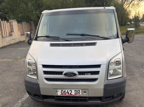 Ford Transit 2011