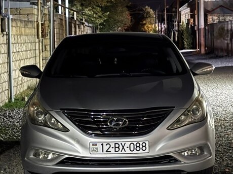 Hyundai Sonata 2011