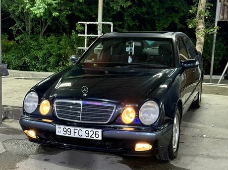 Mercedes E 220 2001