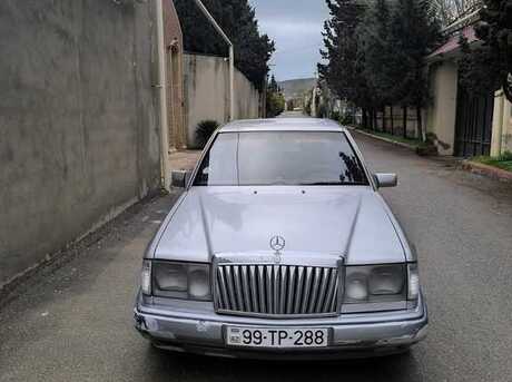 Mercedes 230 E 1990