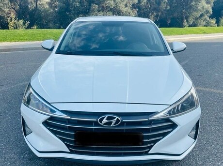 Hyundai Elantra 2019