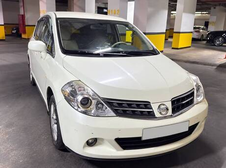 Nissan Tiida 2012