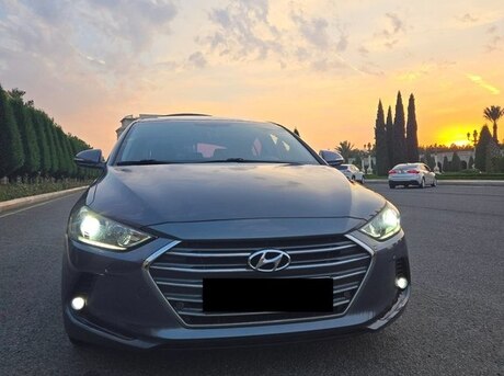 Hyundai Avante 2016