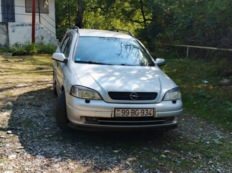 Opel Astra 2000