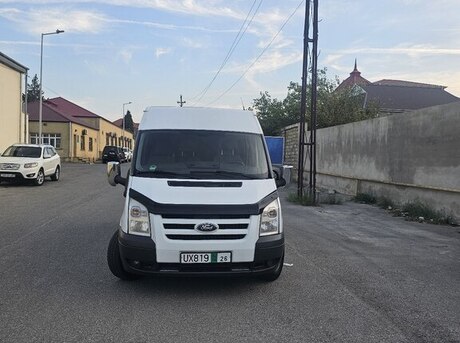 Ford Transit 2011
