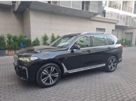 BMW X7 2021
