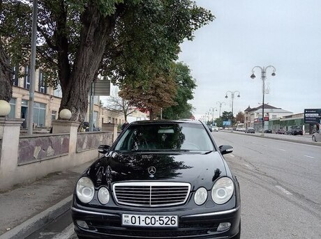 Mercedes E 220 2002