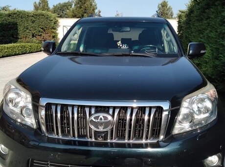 Toyota Land Cruiser Prado 2011