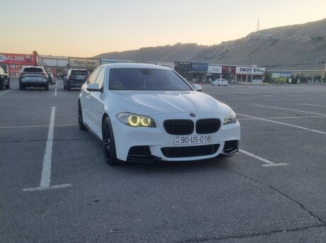 BMW 530 2011
