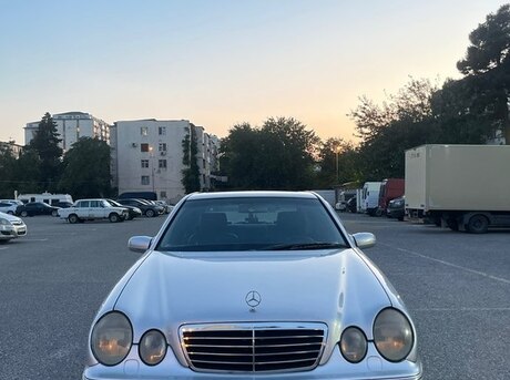 Mercedes E 320 2001