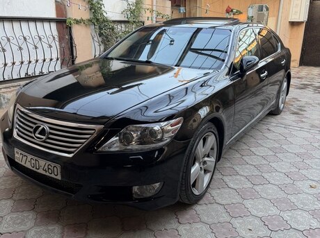 Lexus LS 460 2012